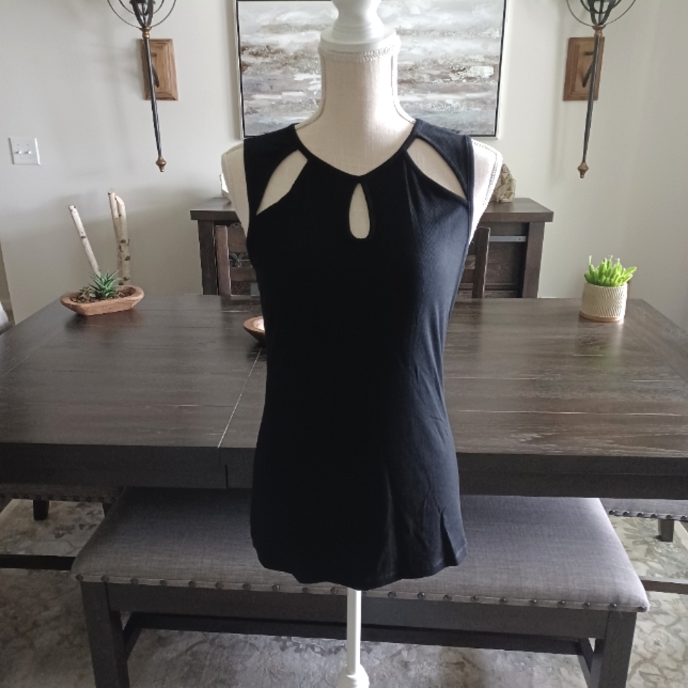 Doe & Rae Black Ribbed Cutout Tank Size S